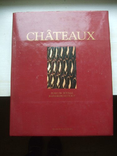 Châteaux.